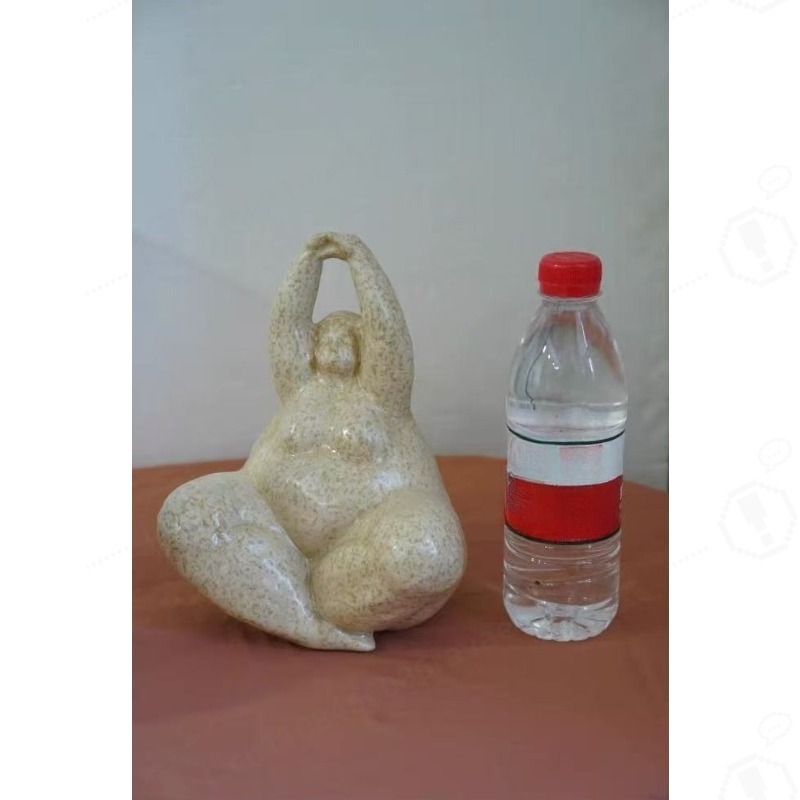 Resin Art Resin - Handgefertigte Sandstein-Harz-Figur Abstrakte Mollige Frauenstatue Kunstdekoration