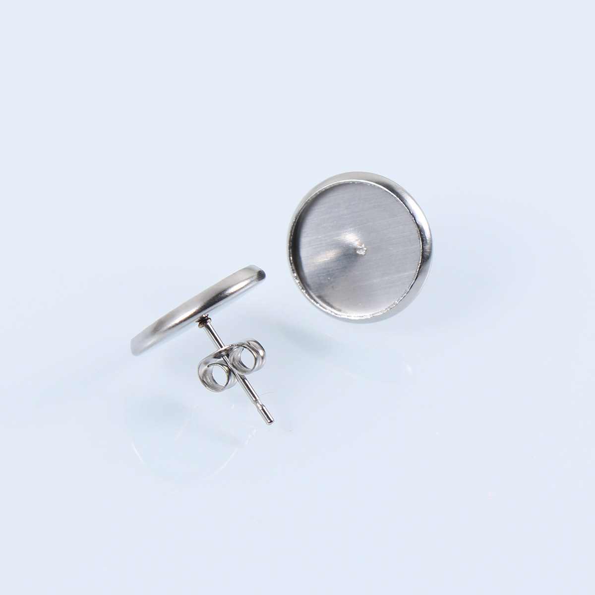 80 Stück Edelstahl-Ohrring-Fas – Bezels Pendant Resin Bewertung und Preis