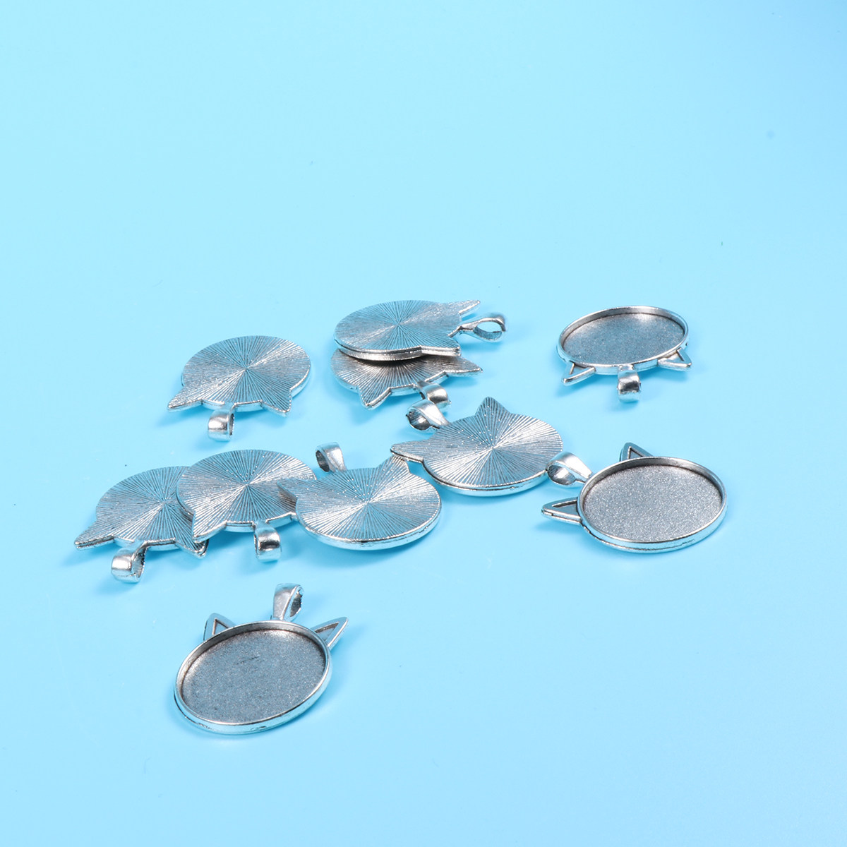 10 Stück Katzenohr-Anhängerfas – Bezels Pendant Resin Bewertung und Preis